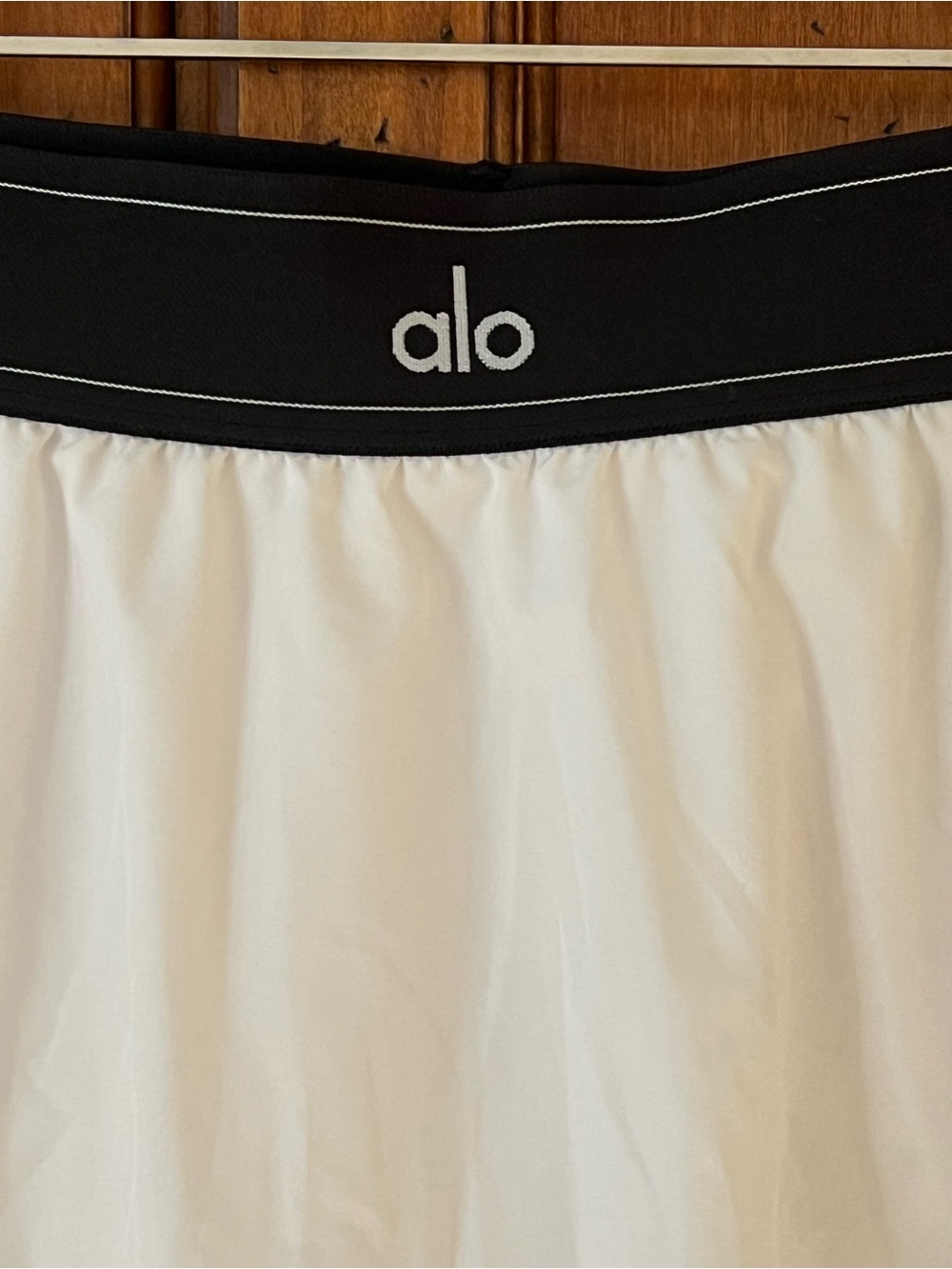 Alo Yoga Match Point Tennis Skirt | SZ S | white w/black boxer-style elastic - Picture 7 of 11